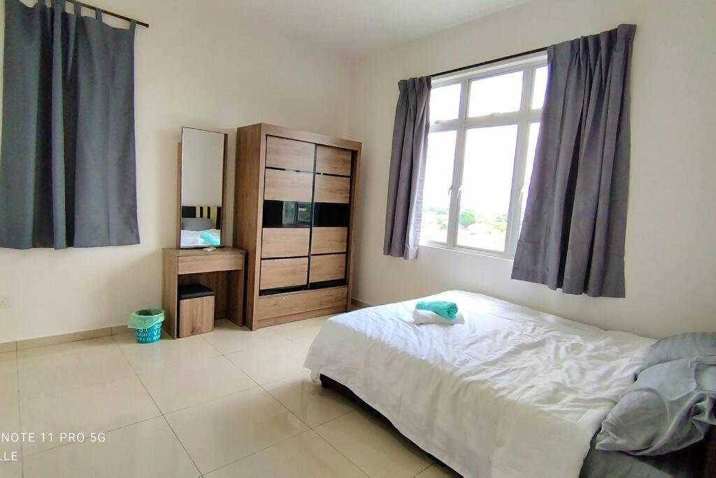 Spaces 3Bed Room New Condo @ Kg Paloh Ipoh Dış mekan fotoğraf