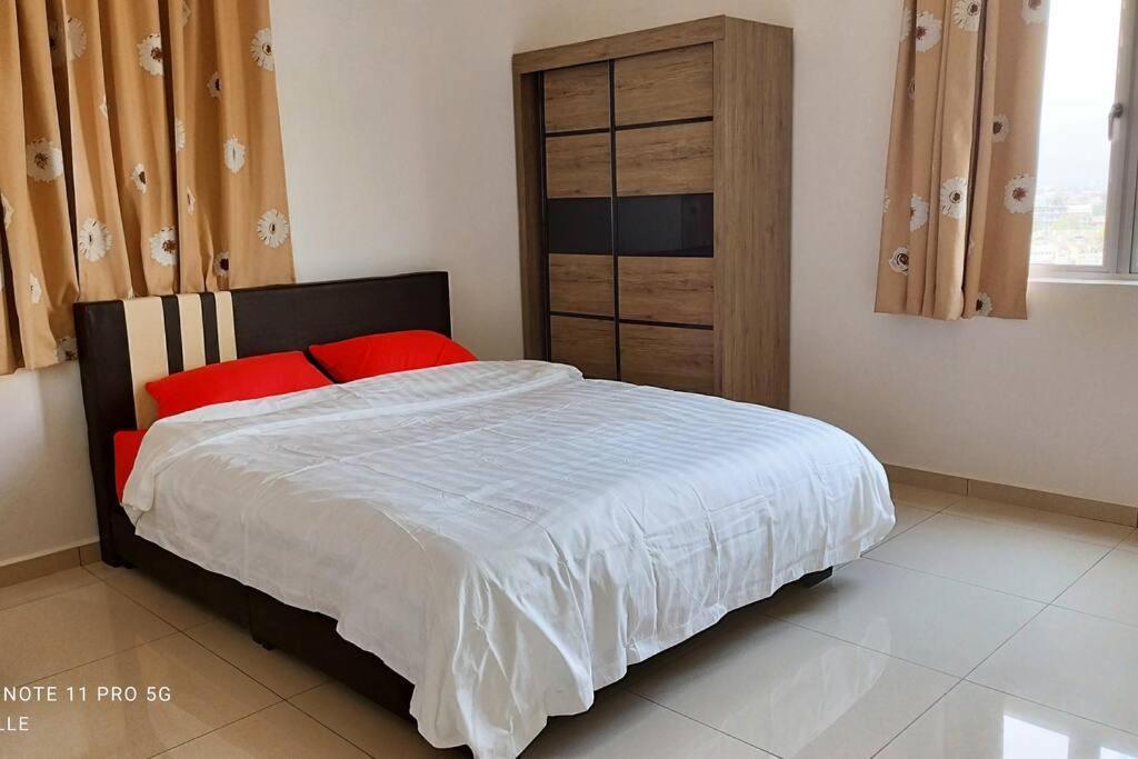 Spaces 3Bed Room New Condo @ Kg Paloh Ipoh Dış mekan fotoğraf